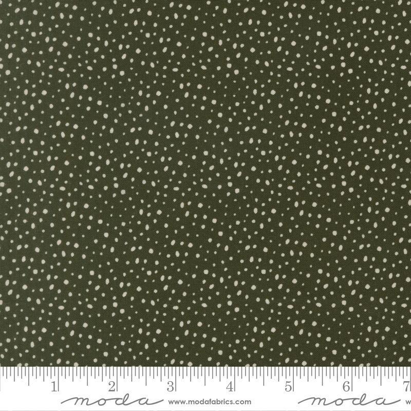 Gingerbread Lane Pine Flurry 806083