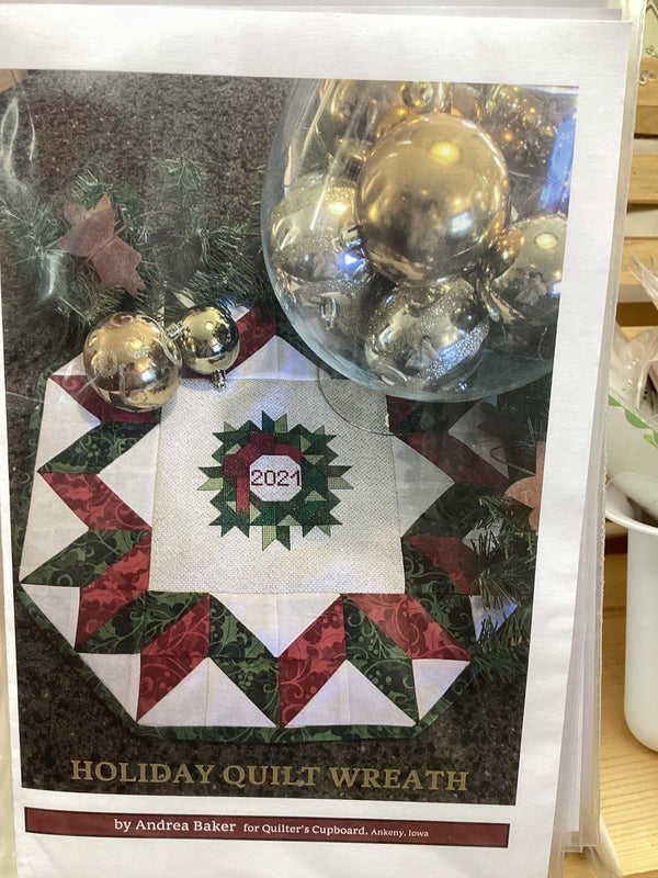 Holiday Quilt Wreath Cross Stitch Pattern