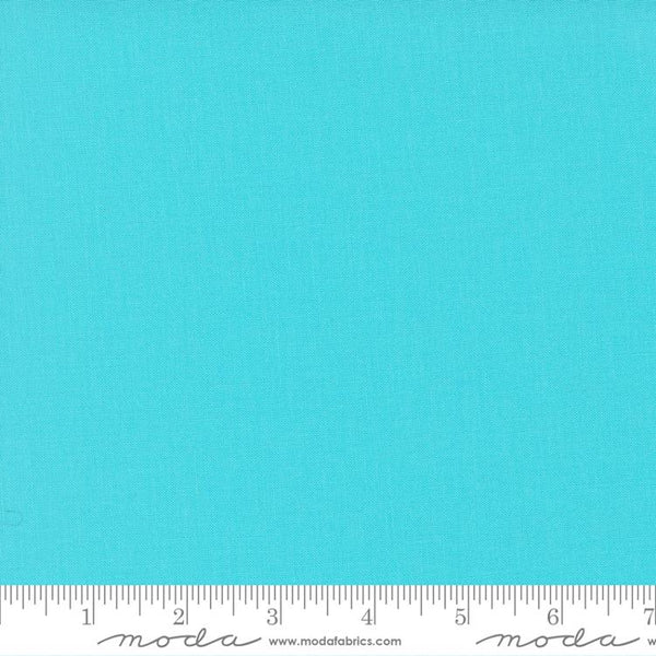 Bella Solids Robins Egg Fabric 990085