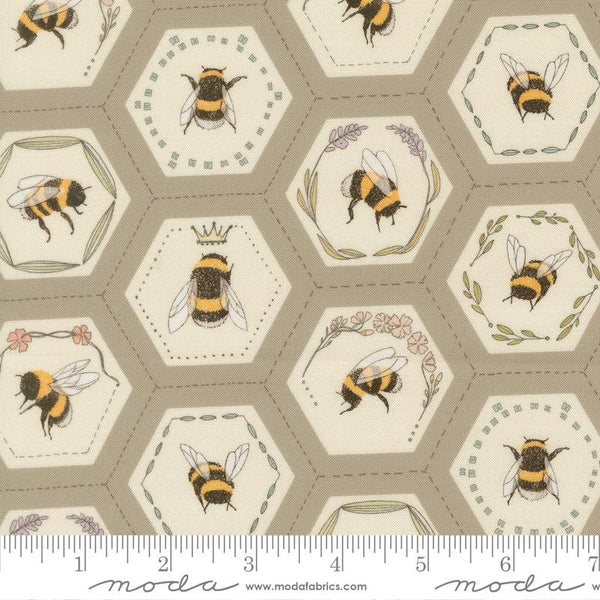 Pollinators Pebble 48814 18 Moda #1