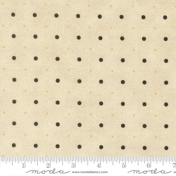Posh Ivory Dot 5698